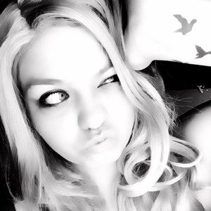 Meet your Posher, Nikki